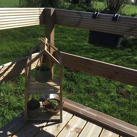 Holiday home La Tiny Breizh La Poetviniere